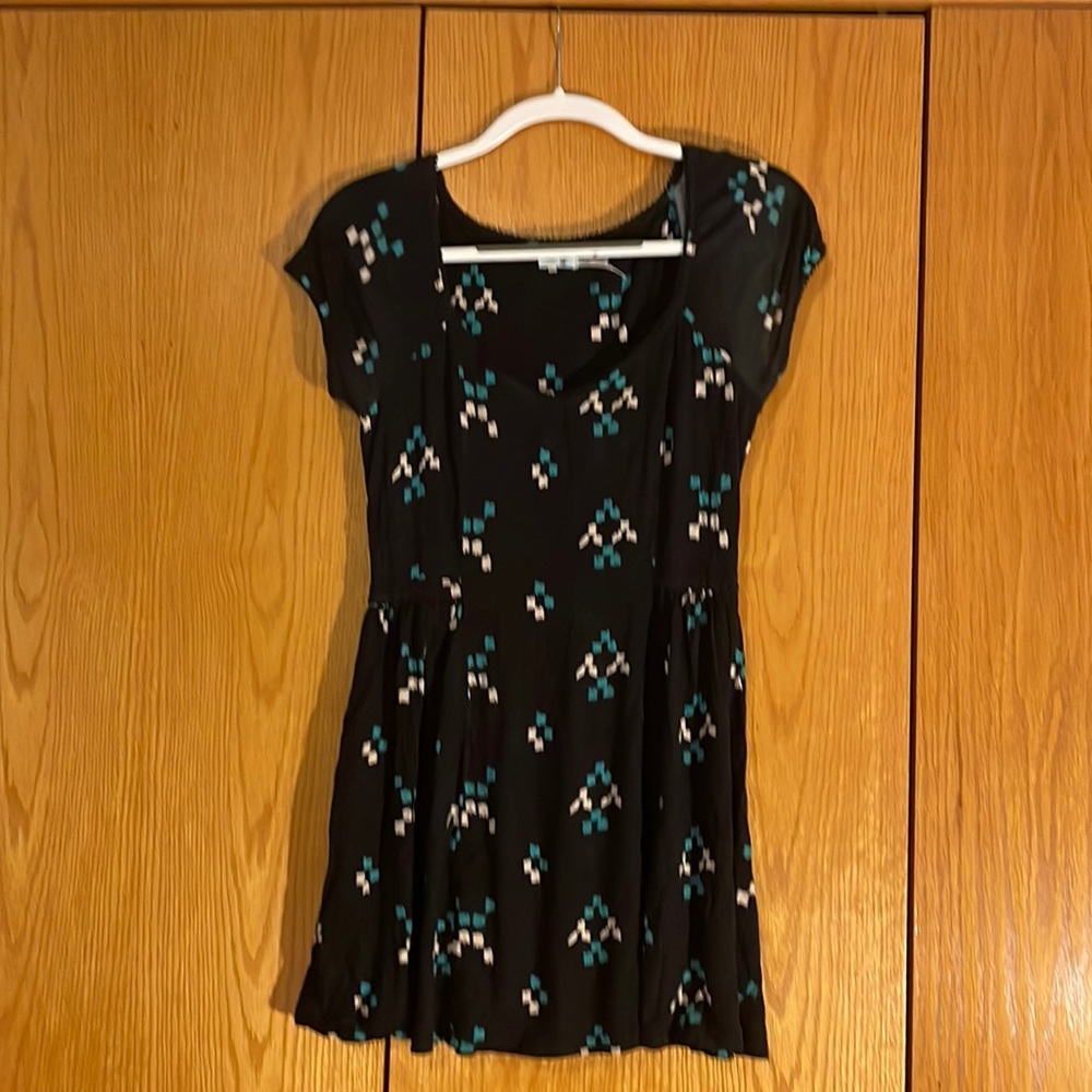 Black patterned mini dress with lace sleeves